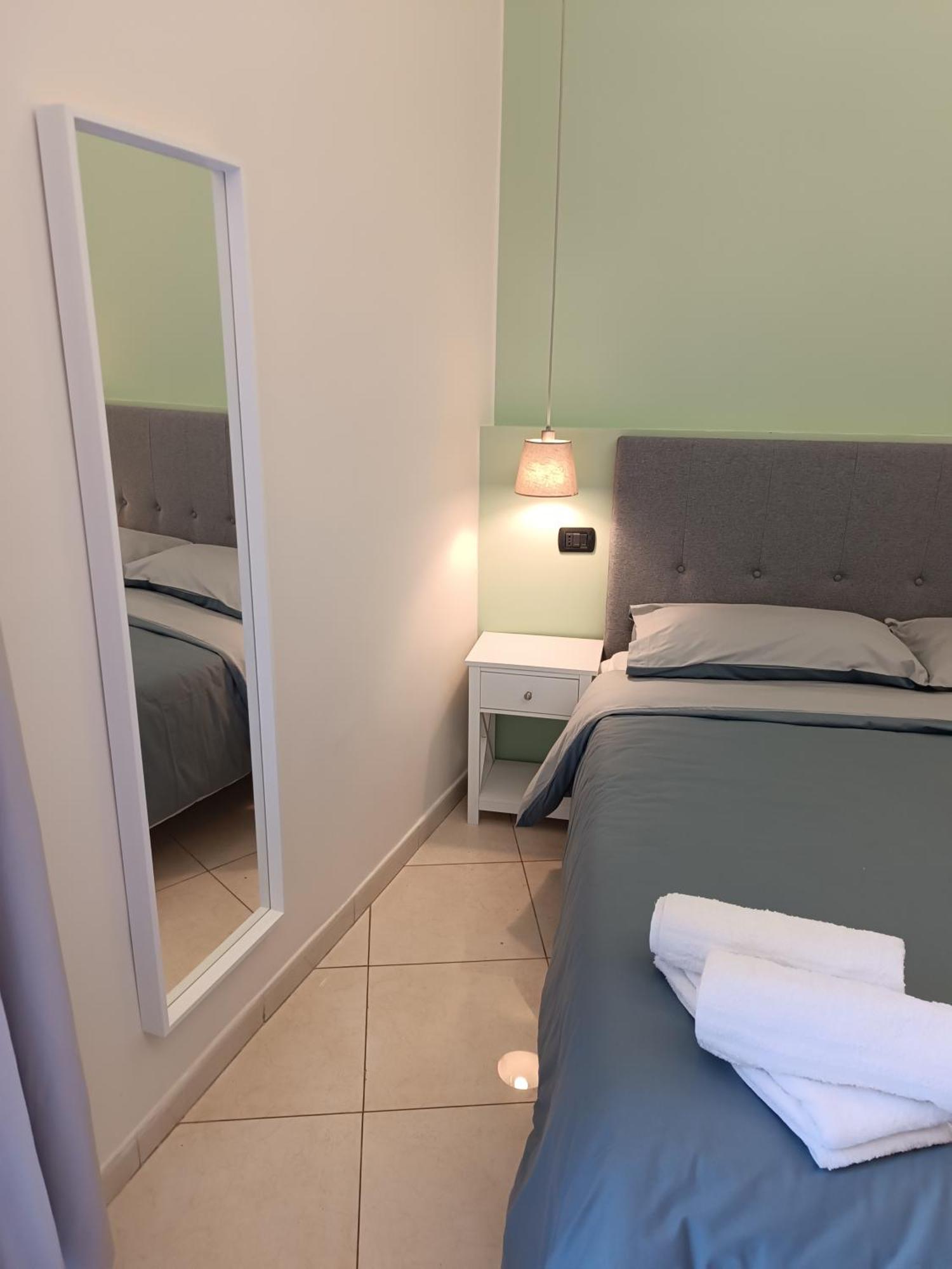 Residenza Geri - Suite And Home Napoli Centro Eksteriør bilde