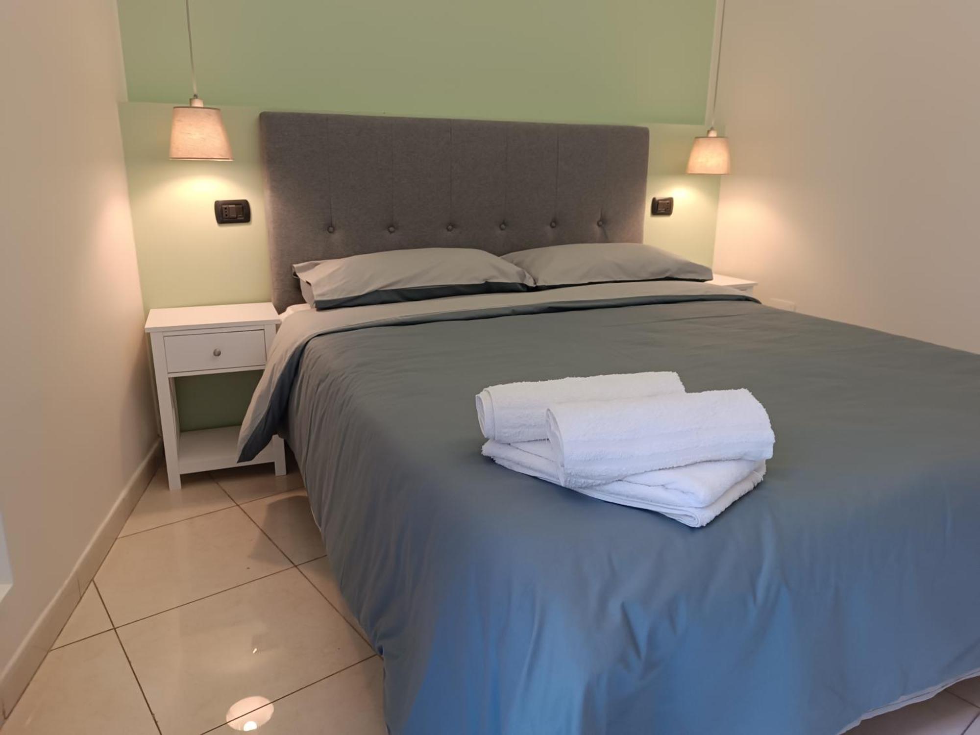 Residenza Geri - Suite And Home Napoli Centro Eksteriør bilde