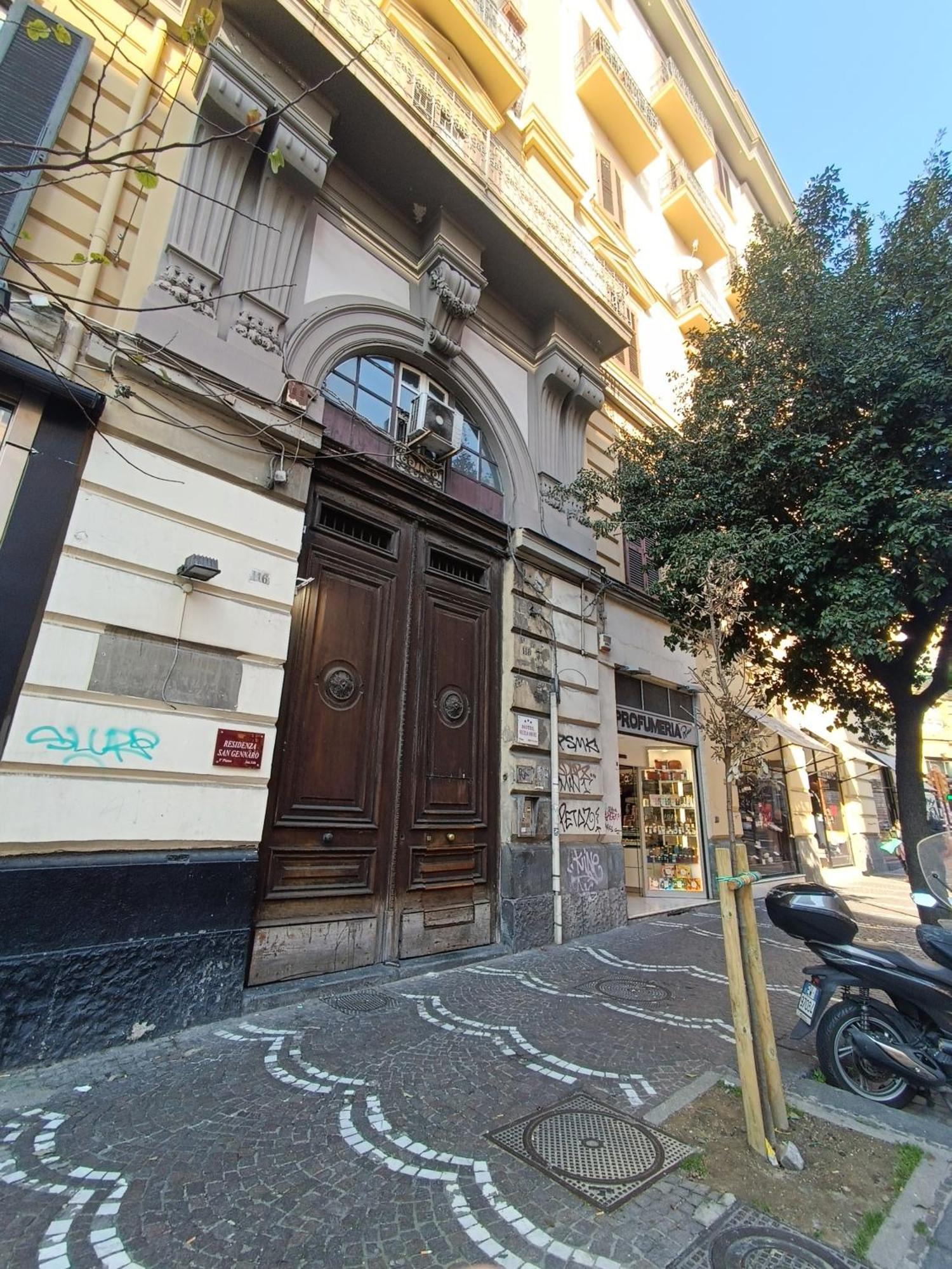 Residenza Geri - Suite And Home Napoli Centro Eksteriør bilde